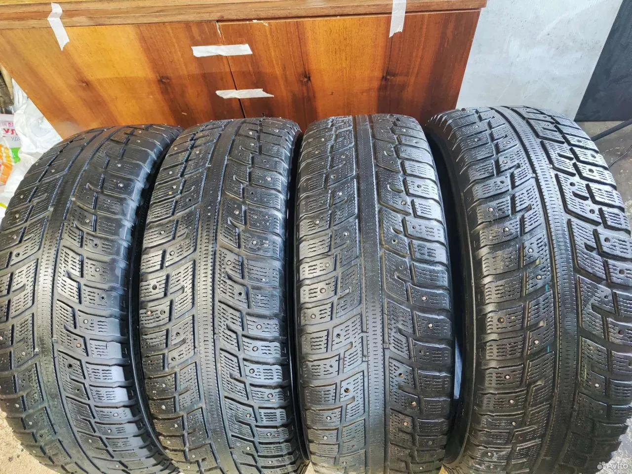 Kumho I'Zen KW22 235/65 R17 108T, фото 1