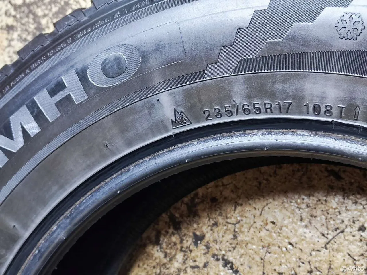 Kumho I'Zen KW22 235/65 R17 108T, фото 7