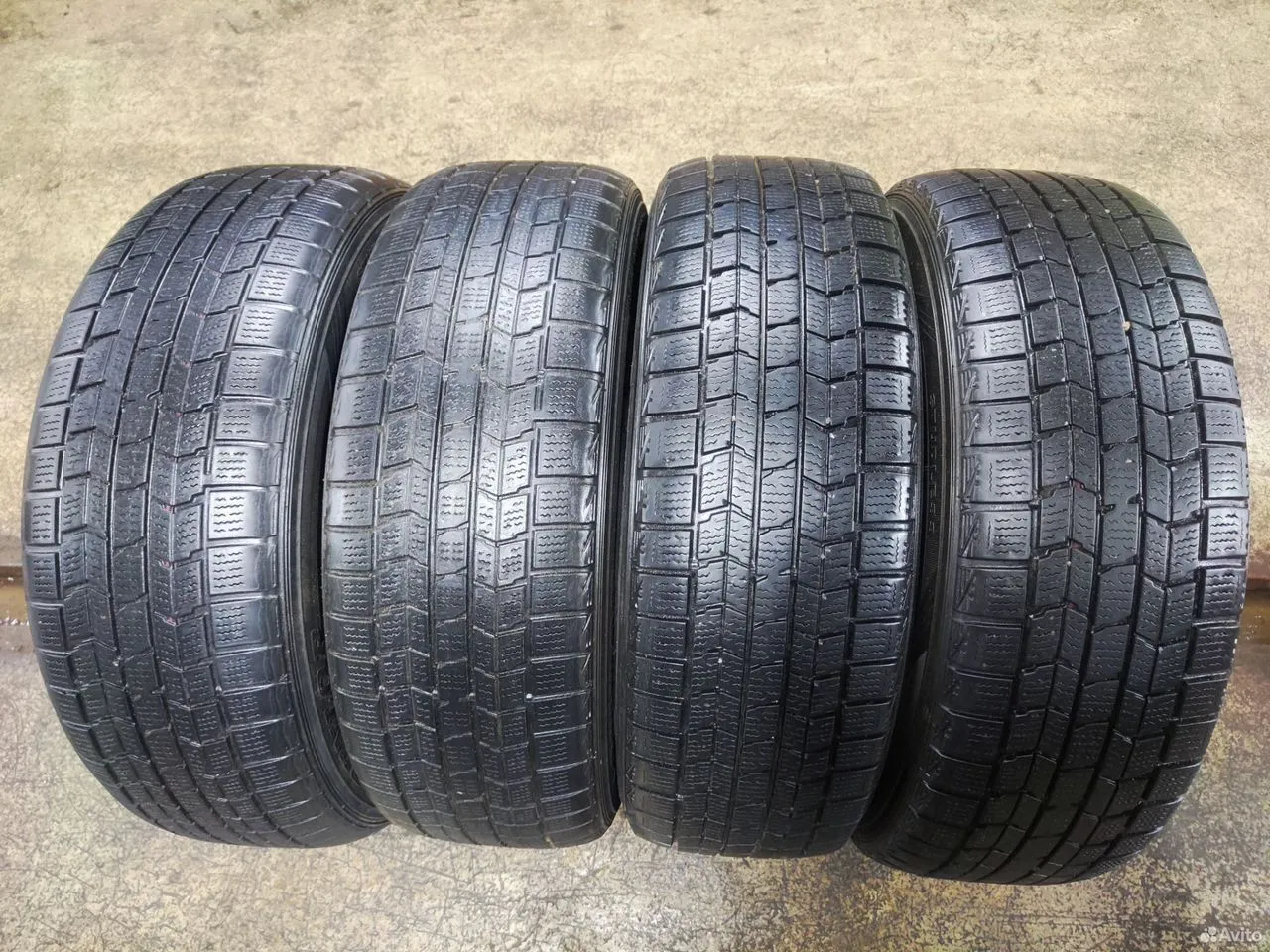 Dunlop Graspic DS3 215/60 R17 96Q, фото 1