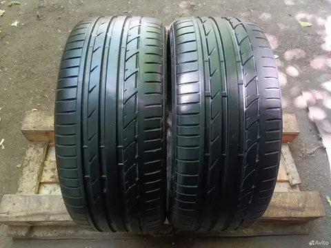 Bridgestone Potenza S001 225/35 R19 88Y