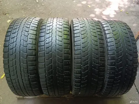 Dunlop SP Winter Ice 01 225/65 R17 102T