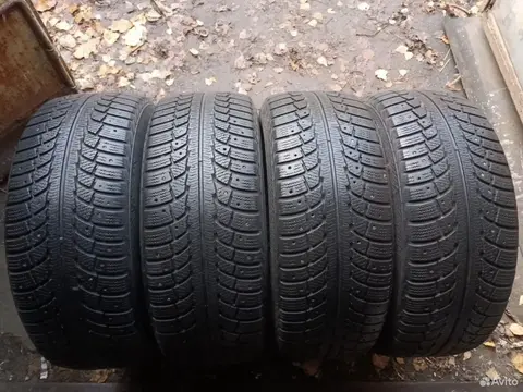 Gislaved Nord Frost 5 235/55 R17 103T