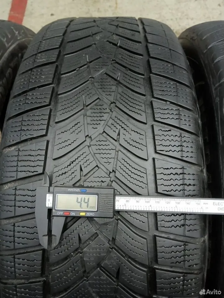 Goodyear UltraGrip Ice SUV Gen-1 245/55 R19 107T, фото 3