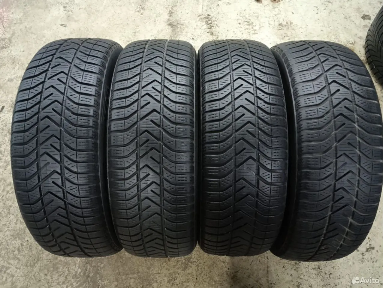 Pirelli Winter 210 SnowControl Serie III 195/55 R17 92H, фото 1