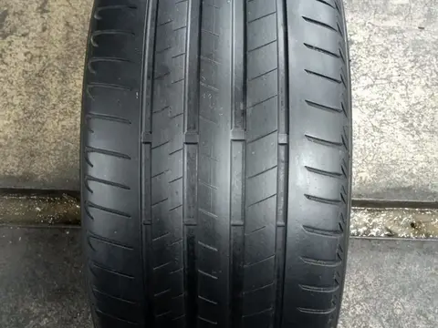 Bridgestone Alenza 001 275/35 R21 103Y