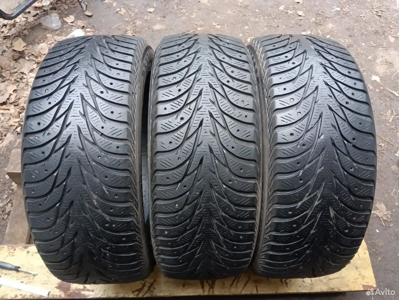 Yokohama Ice Guard Stud IG35 205/55 R16 94T, фото 1