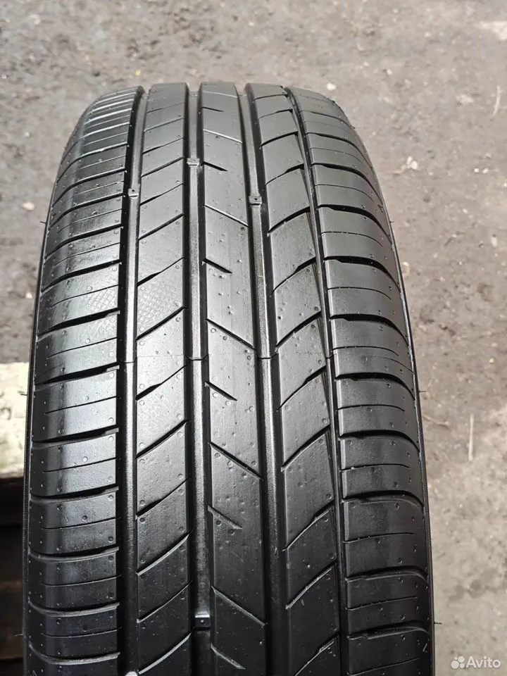 Kumho Ecsta HS52 215/65 R17 103V, фото 1
