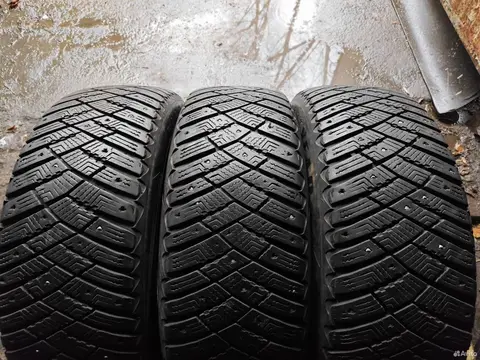 Goodyear Ultragrip Ice Arctic 205/60 R16 92T