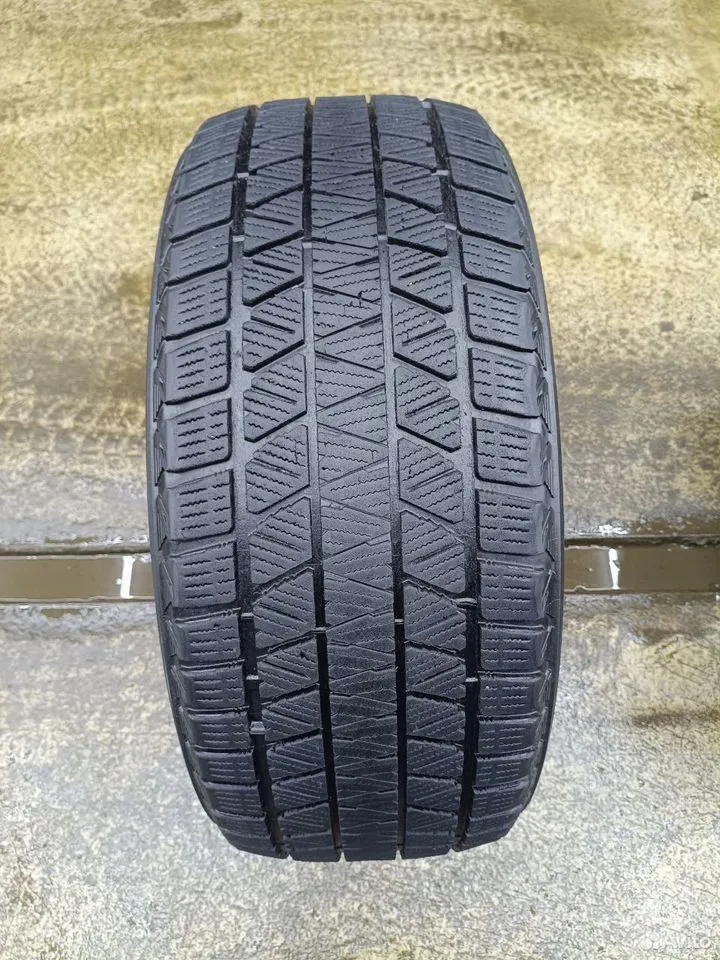 Bridgestone Blizzak DM-V3 275/45 R20 110T, фото 1