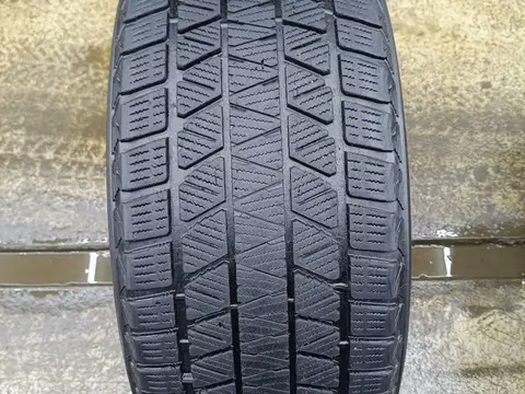Bridgestone Blizzak DM-V3 275/45 R20 110T