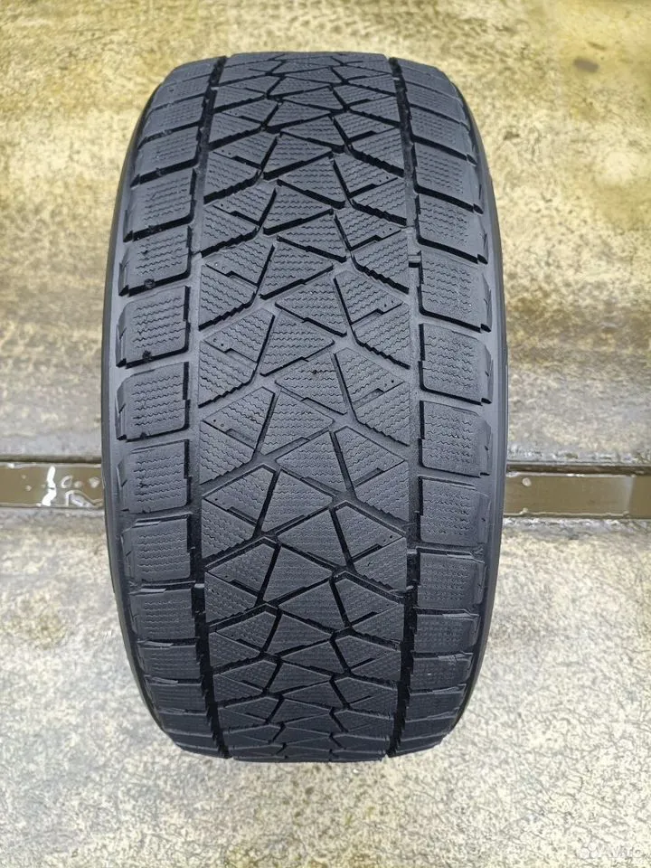 Bridgestone Blizzak DM-V2 275/40 R20 106T, фото 1