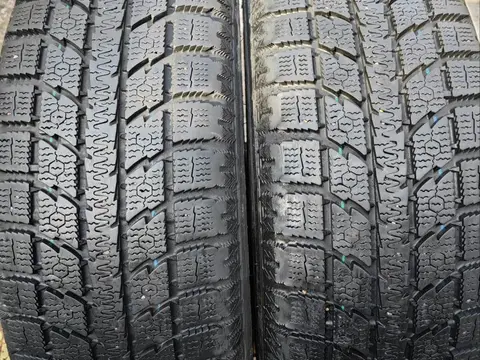 Toyo Observe GSi-5 225/60 R18 100Q
