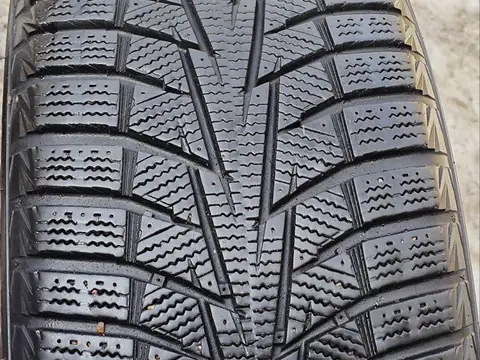 Hankook Winter I'Cept X RW10 215/55 R18 95T