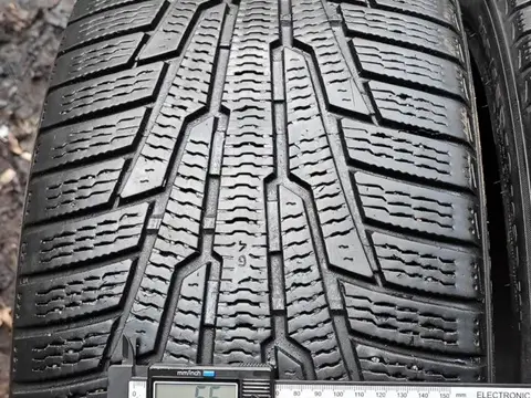 Nokian Tyres Hakkapeliitta R 255/45 R18 103R
