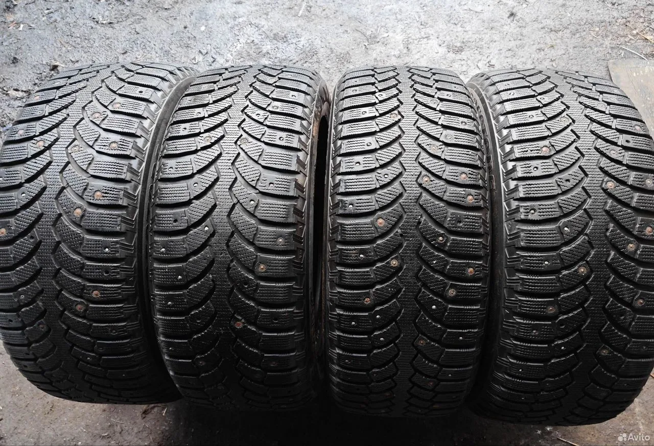 Bridgestone Blizzak Spike-01 235/55 R17 103T, фото 1