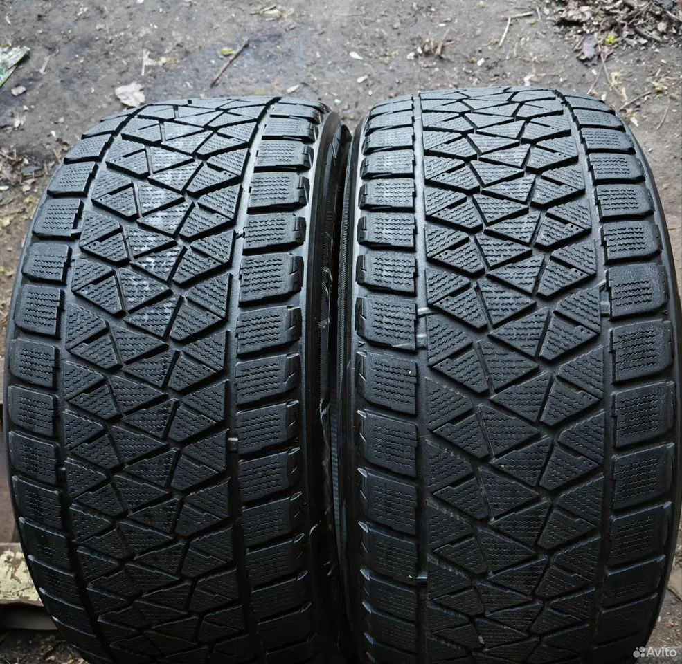 Bridgestone Blizzak DM-V2 275/40 R20 106T, фото 1