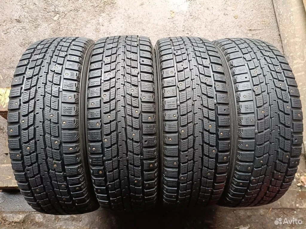 Dunlop SP Winter Ice 01 195/60 R15 88T, фото 1