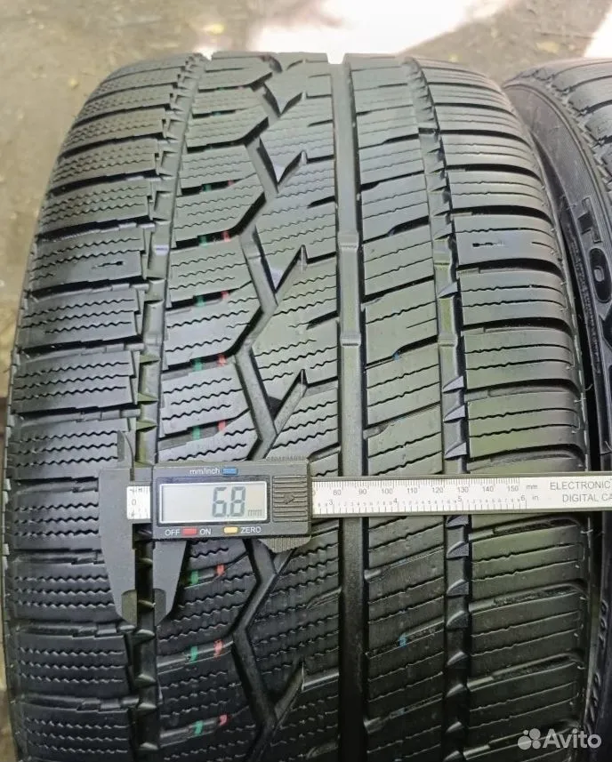 Toyo Celsius 255/35 R19 96V, фото 2