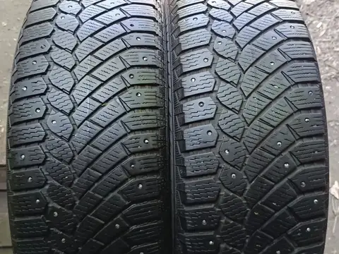 Gislaved Nord Frost 200 215/60 R17 96T