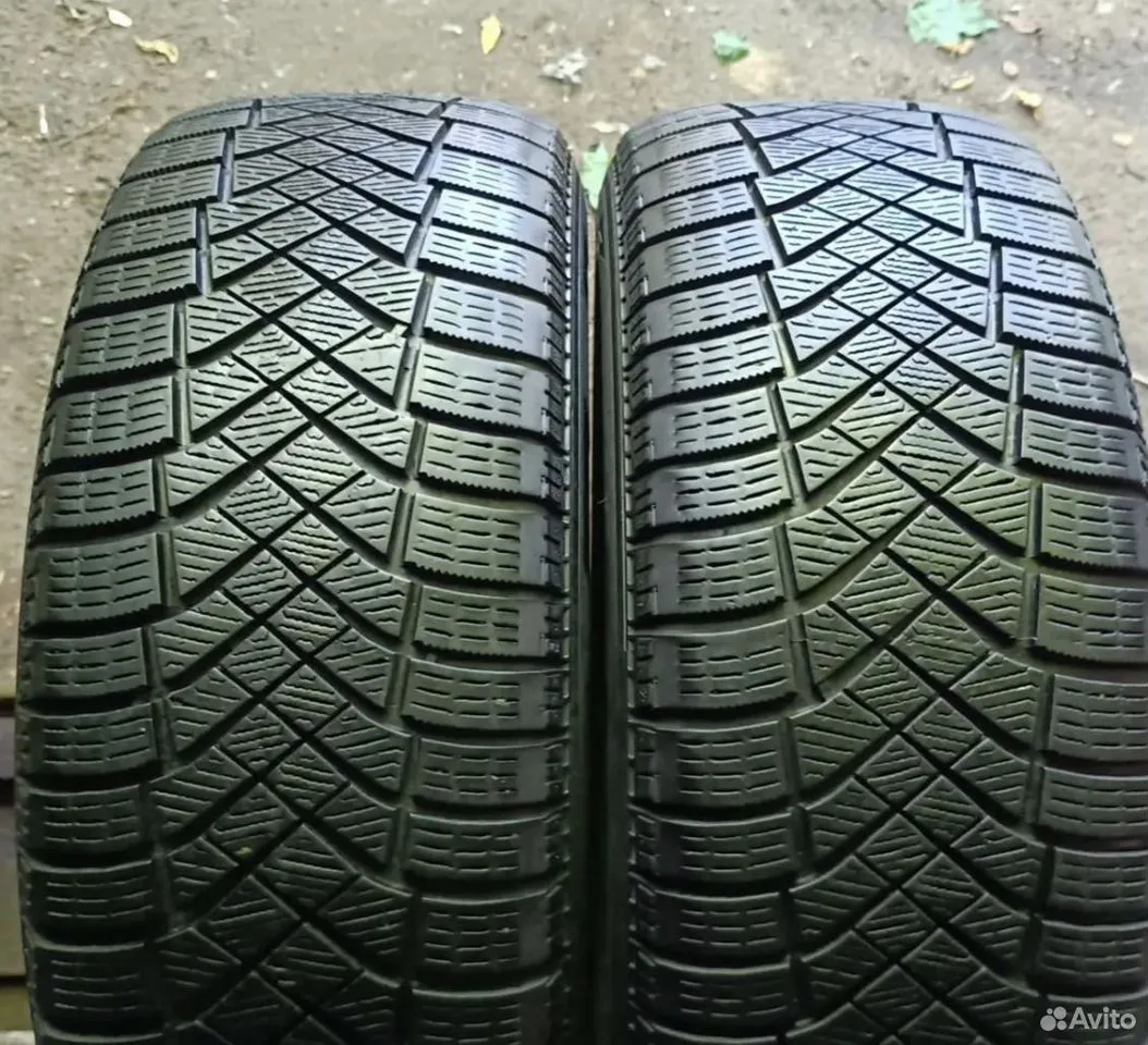 Pirelli Ice Zero FR 215/65 R16 102T, фото 1