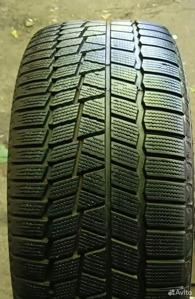 Maxxis ArcticTrekker NP3 235/50 R18 97S, фото 1
