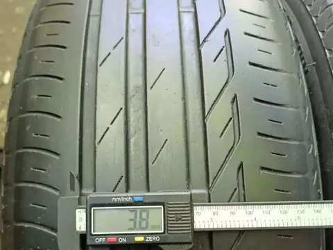 Bridgestone Turanza T001 215/55 R17 94V