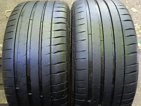 MICHELIN Pilot Sport 4 S 245/35 R19 93Y
