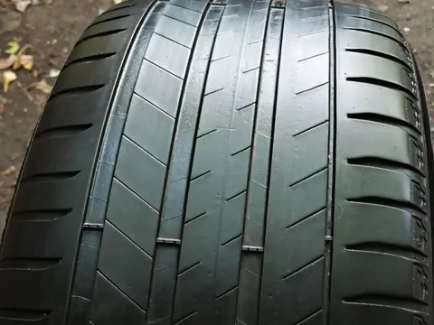 MICHELIN Latitude Sport 3 255/55 R18 105W