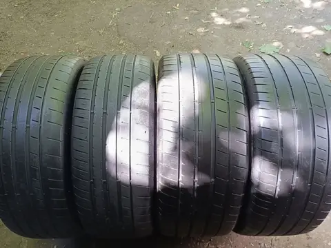 Dunlop SP Sport Maxx RT 2 SUV 255/45 R20 и 285/40 R20 108Y
