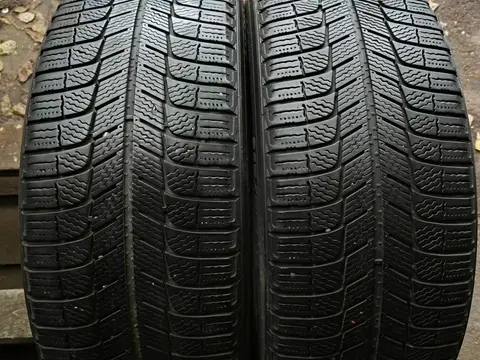 MICHELIN X-Ice XI3 215/55 R17 98H