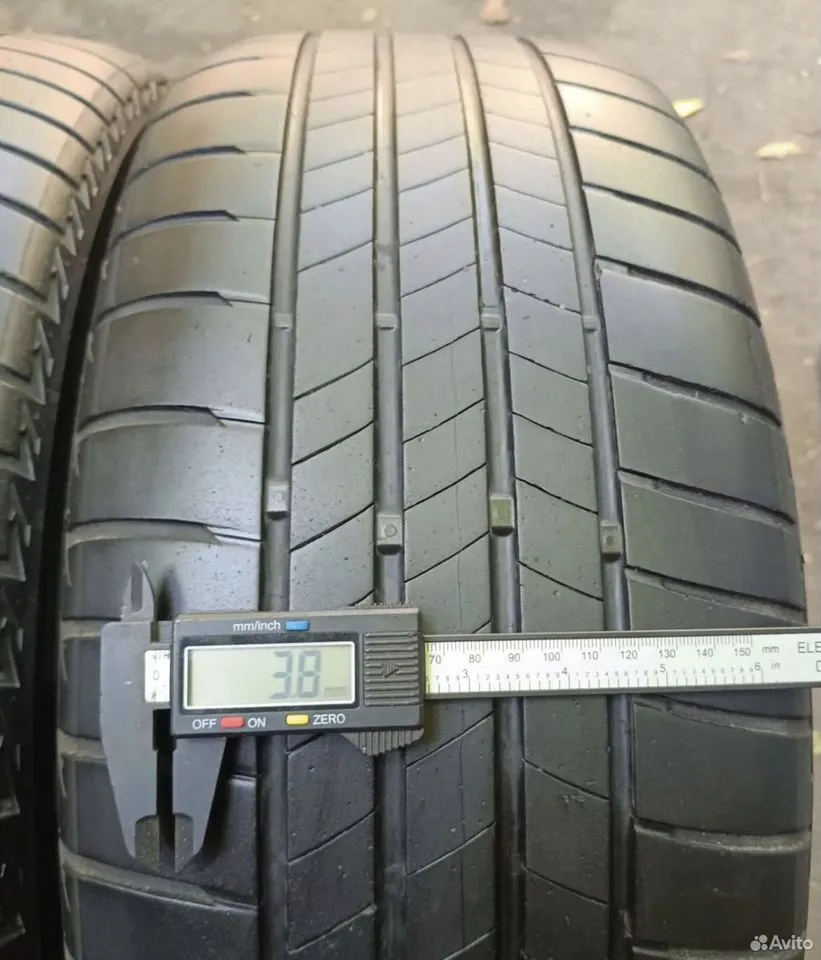 Bridgestone Turanza T001 215/55 R17 94V, фото 5