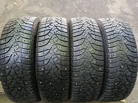 Bridgestone Blizzak Spike-02 185/65 R15 88T