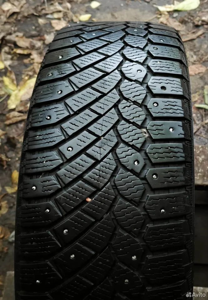 Gislaved Nord Frost 200 215/60 R17 96T, фото 1