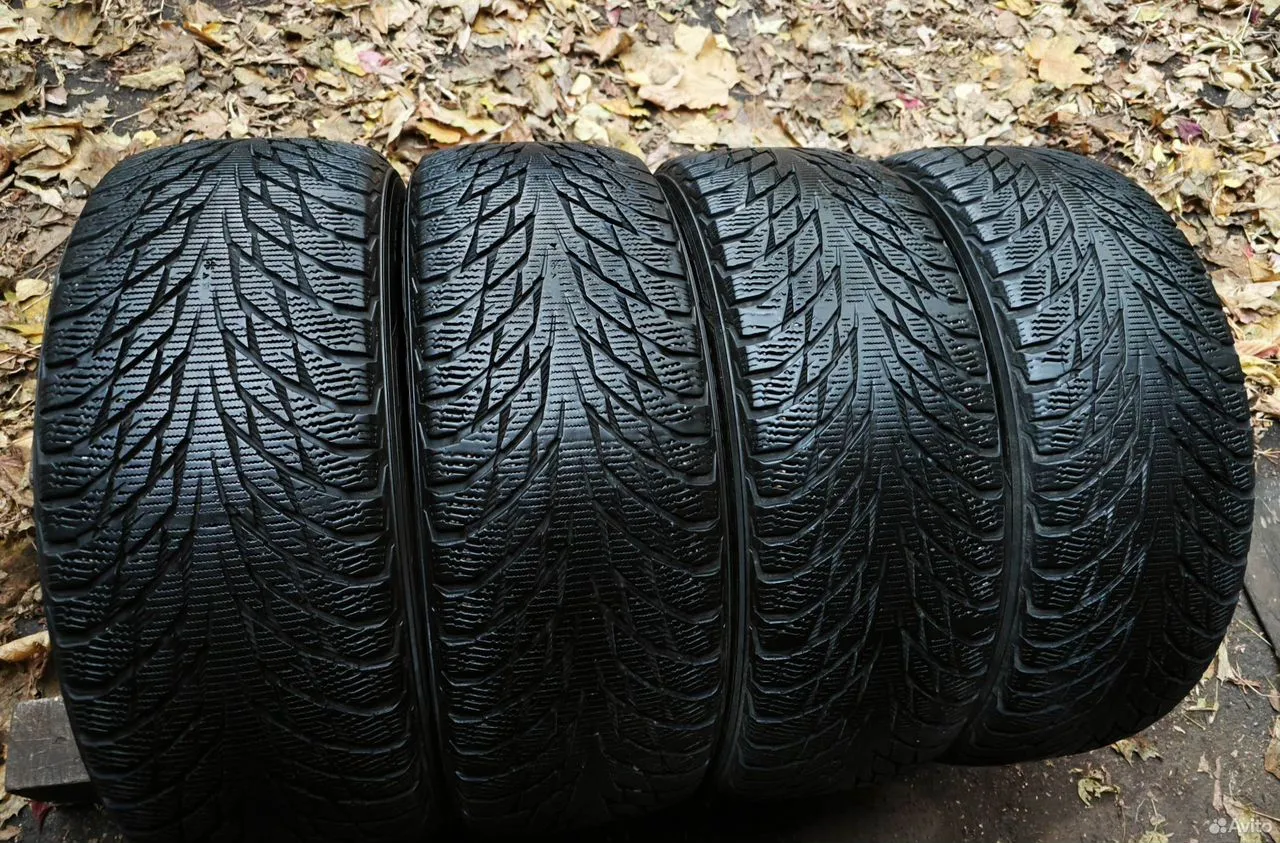 Nokian Tyres Hakkapeliitta R2 215/55 R17 98R, фото 1