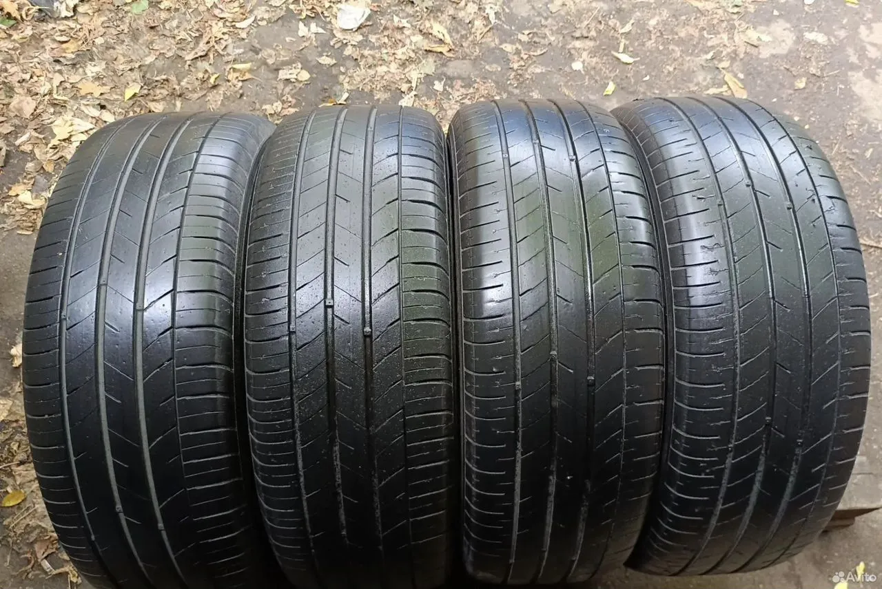 Kumho Ecsta HS52 215/55 R17 98W, фото 1