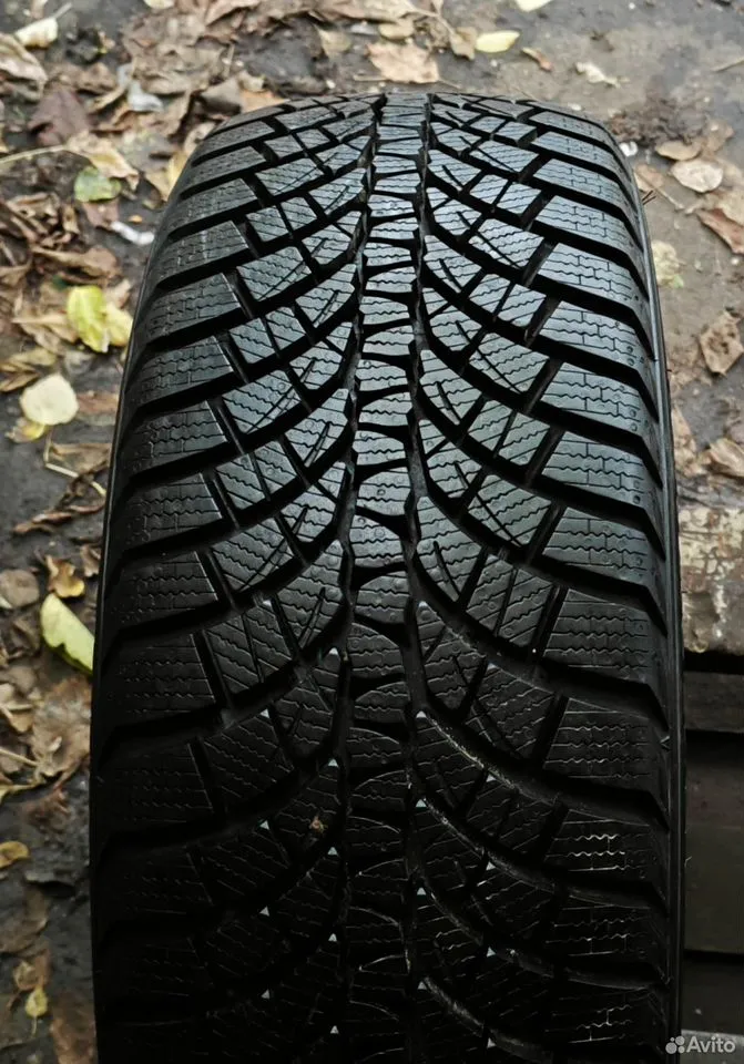 Kumho WinterCraft WP71 215/45 R17 91V, фото 1