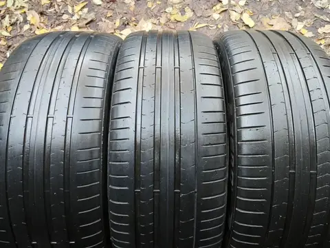 Pirelli P Zero PZ4 265/35 R21 101Y