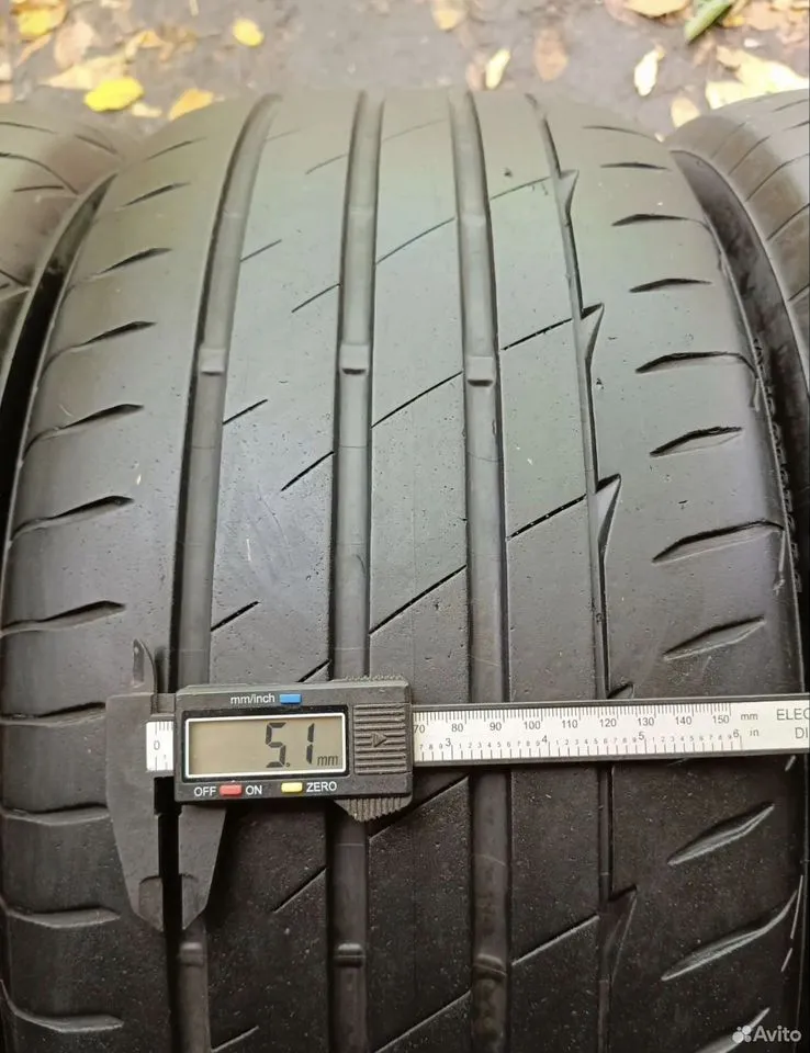 Bridgestone Potenza Adrenalin RE004 235/50 R18 101W, фото 4