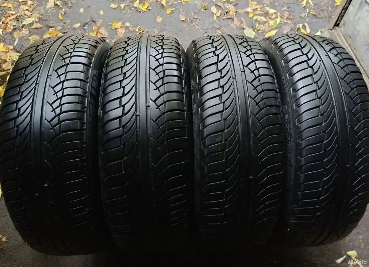 MICHELIN Latitude Diamaris 235/65 R17 104V, фото 1
