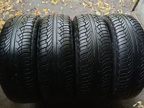 MICHELIN Latitude Diamaris 235/65 R17 104V
