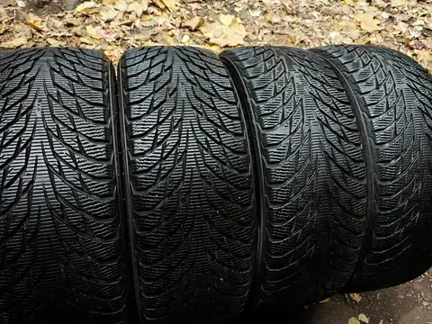 Nokian Tyres Hakkapeliitta R2 215/55 R17 98R