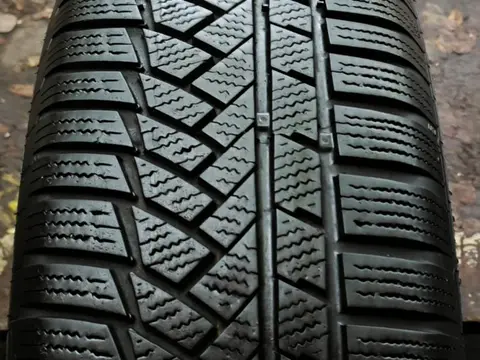 Continental WinterContact TS 850 P 215/65 R17 99H